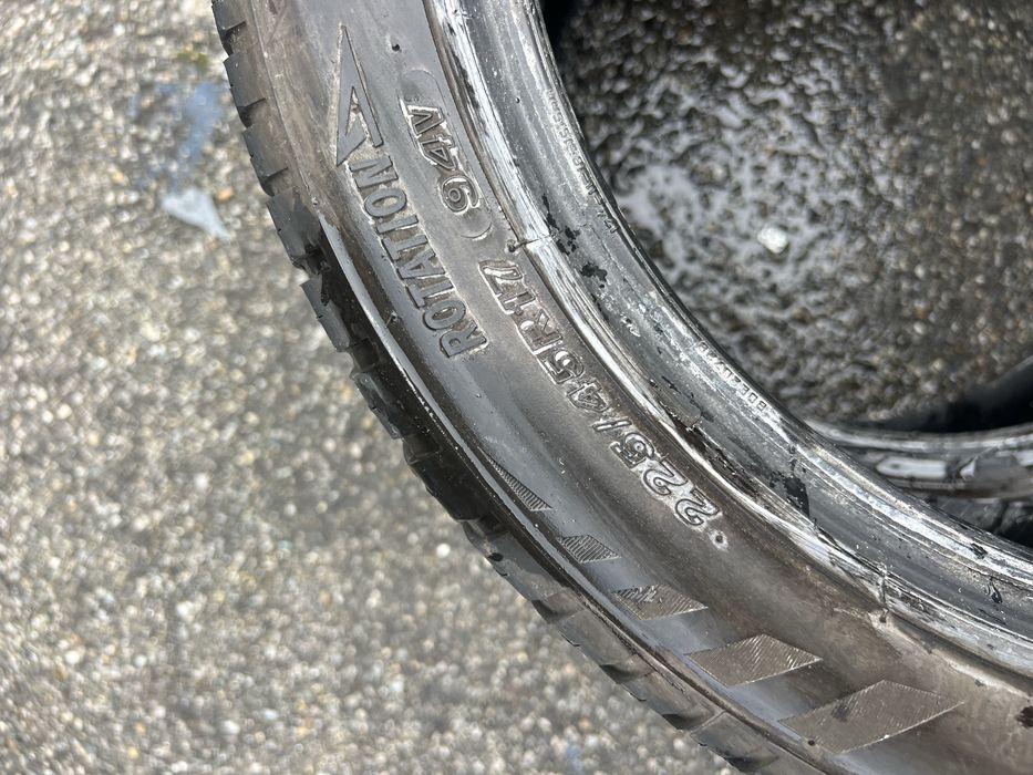 Всесезонни гуми 225/45/17 Brigestone DOT19 . Цената е за двете