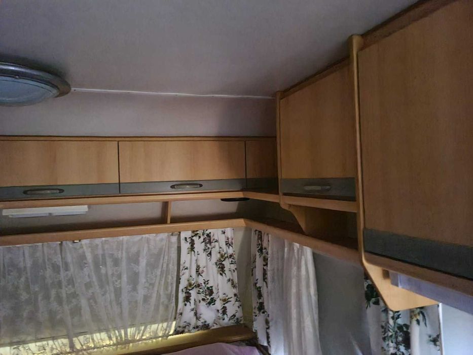 Каравана Knaus Eifelland 395 + форселт + втори покрив