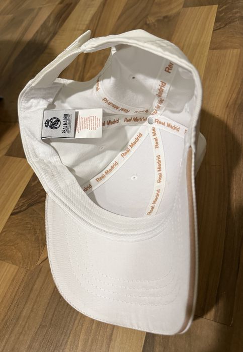 vand sapca real madrid originala!