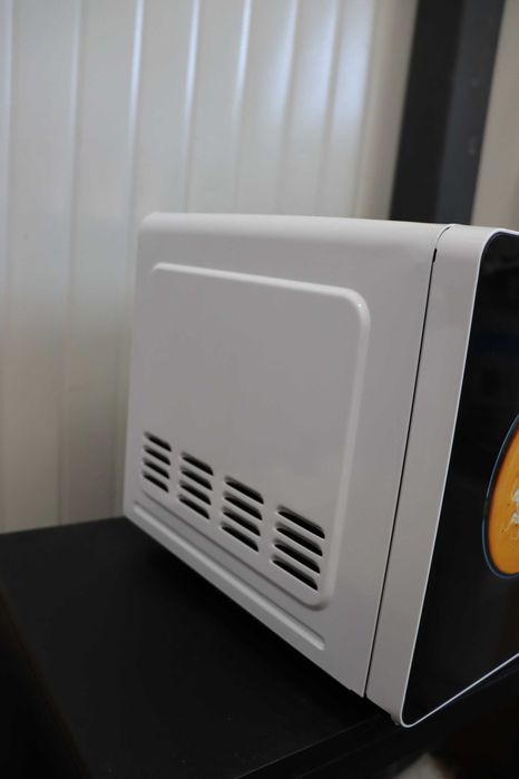 Микровълнова фурна Cecotec с грил Proclean 3010 плоско дъно, 20л, 700W