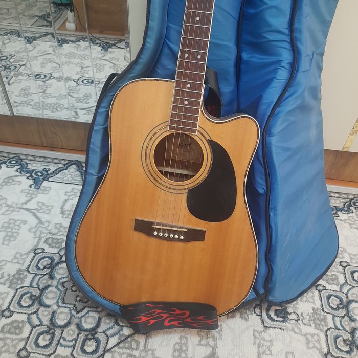 Gitara Cort Indonezya orginal