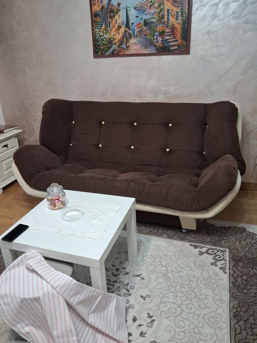 Canapea extensibila cu doua fotolii