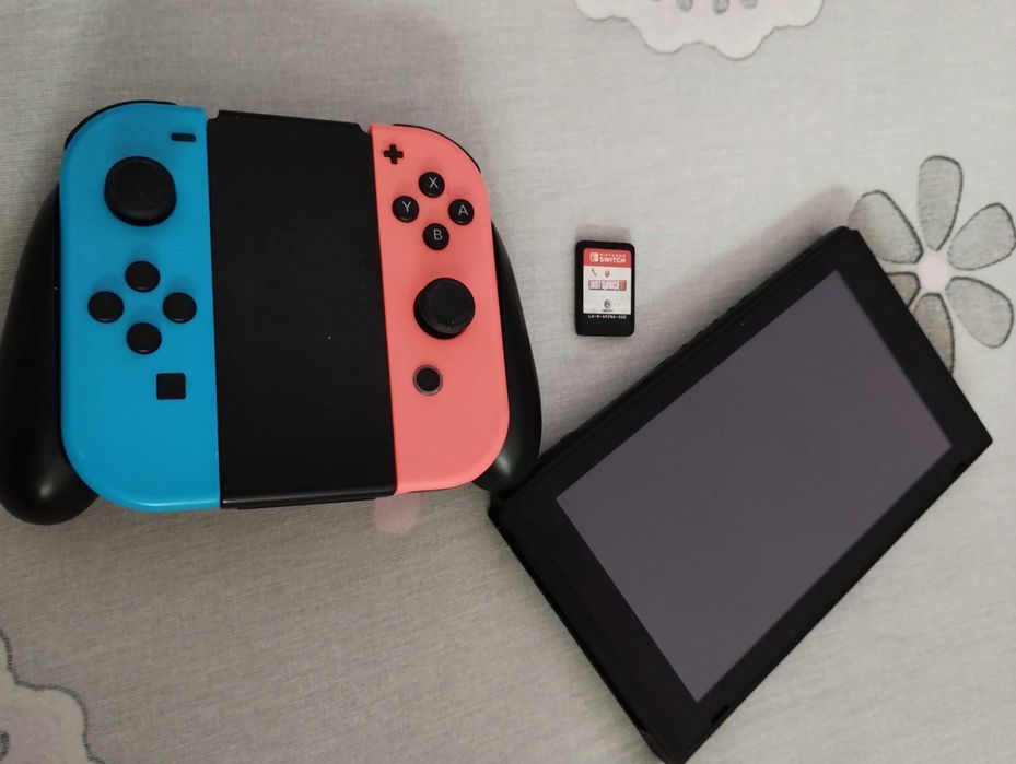 Nintendo Switch плюс игра отлично