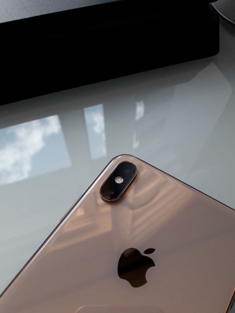 СПЕШНО! Iphone Xs Max 64GB Gold US