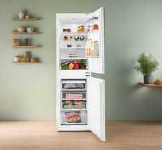 Нов хладилник с фризер за вграждане Beko BCSD150 50/50