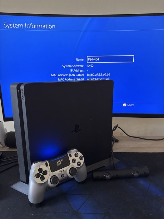 PS4 Slim cu maneta editie limitata Gran Turismo
