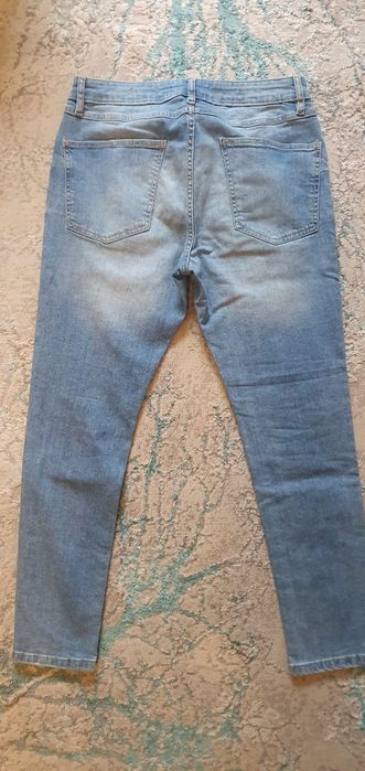 Blugi RESERVED - skinny - mărime 31 (produs NOU, fără etichetă)