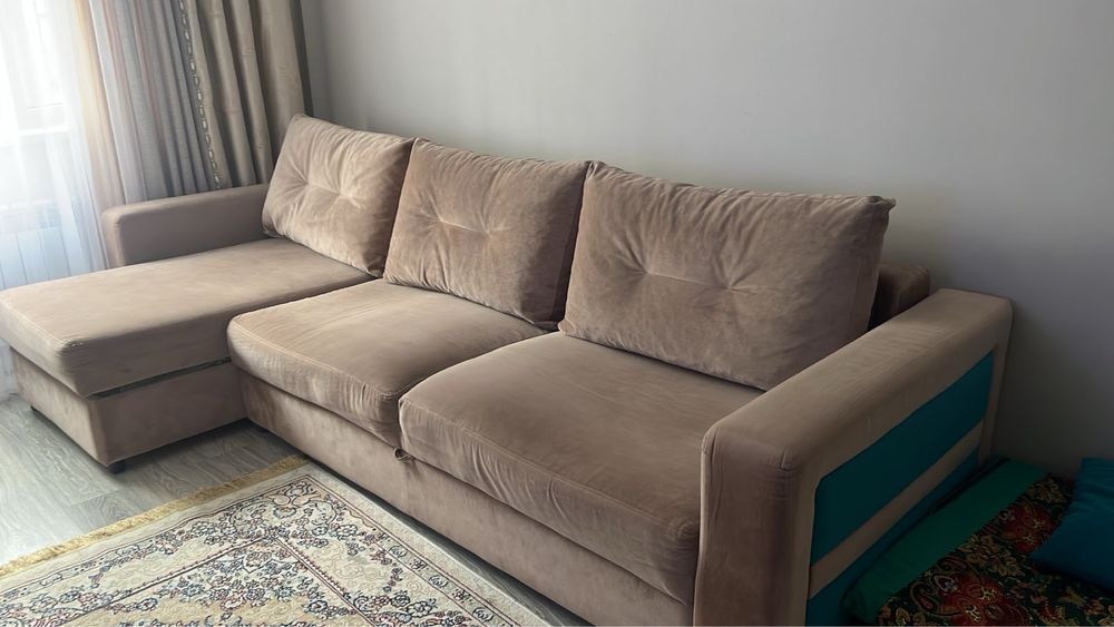 Срочно продам раскладной диван