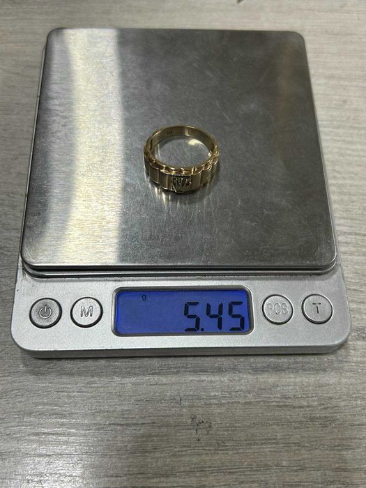 Златен пръстен 14 к 585/5,45 гр.