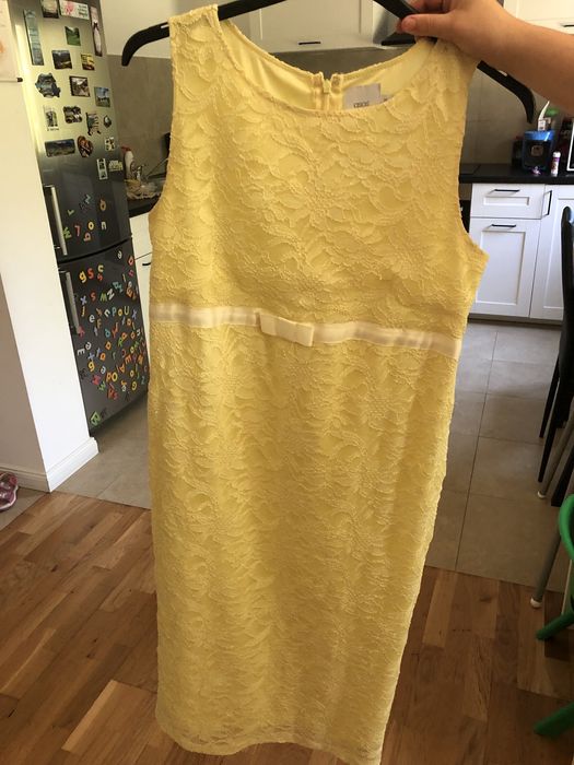 Vand rochie Asos pentru gravide