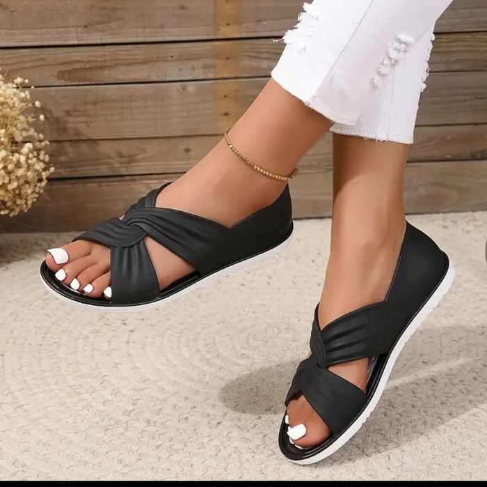 Sandale fine plate și comode de vară din pvc respirabil