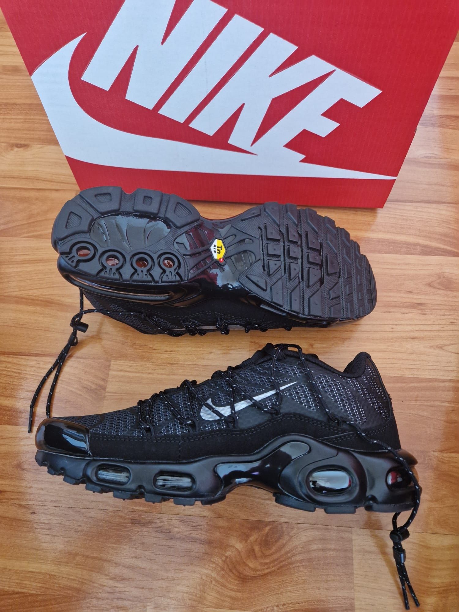 Adidași Nike utillity original