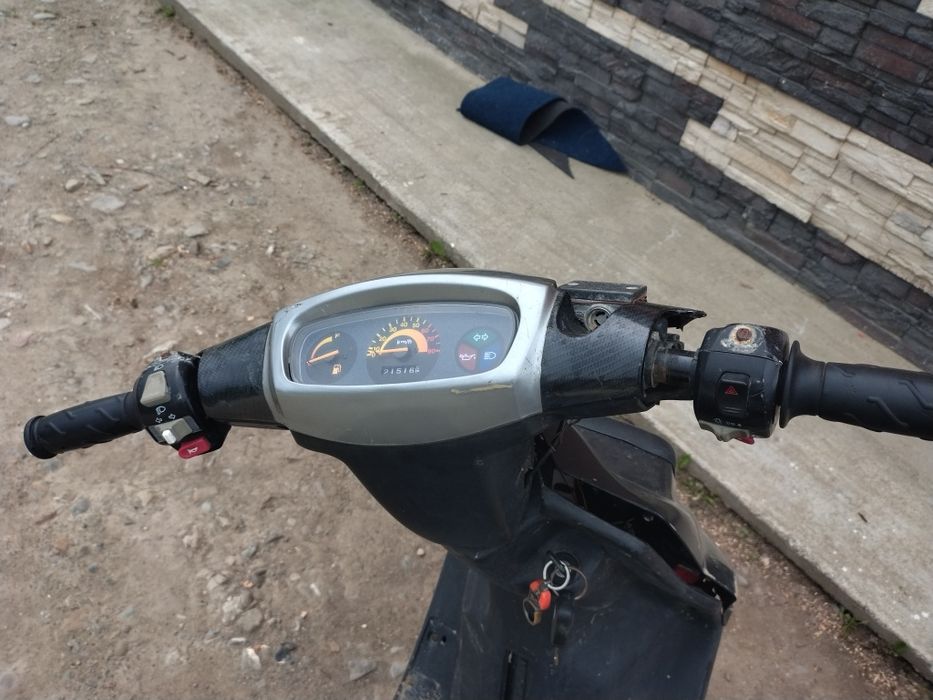 Se vinde scuter Yamaha