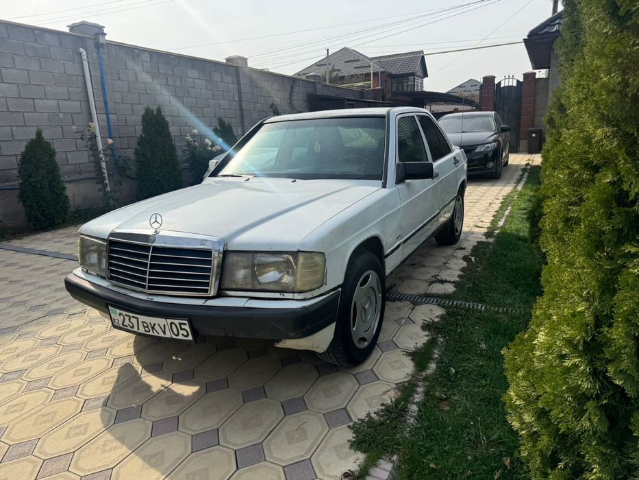 Mercedes 190 2.0 объем