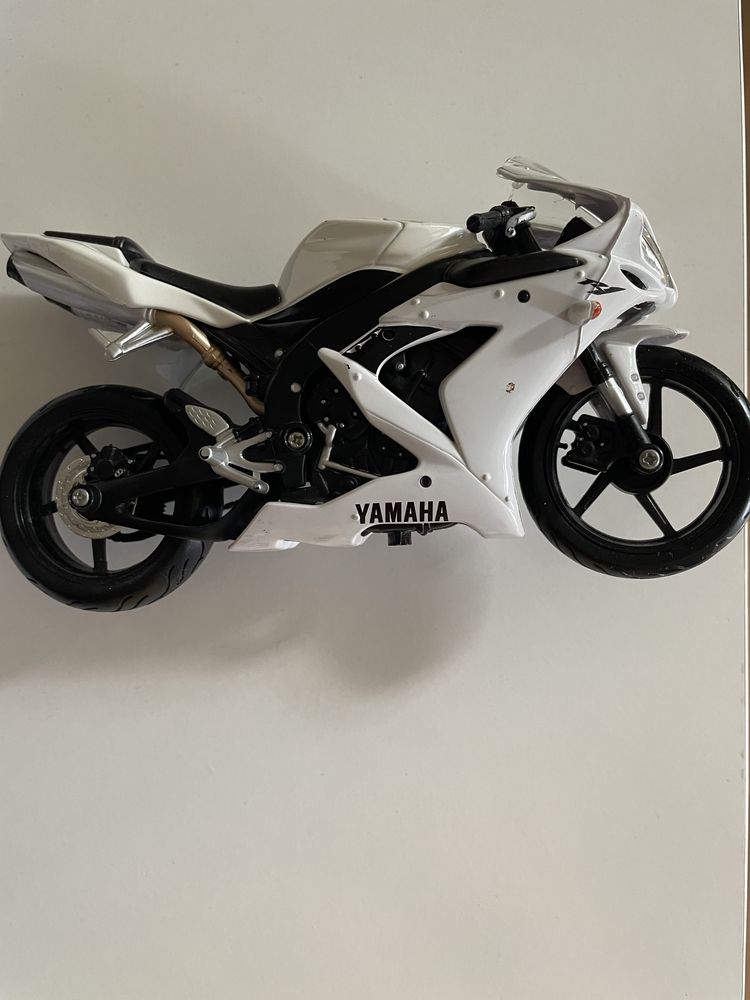 Колекция Мотори Ducati  shell