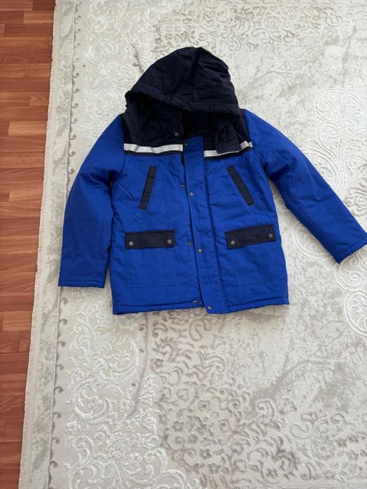 Продам зимнию спецовку