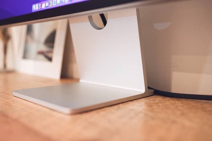 Apple Studio Display монитор