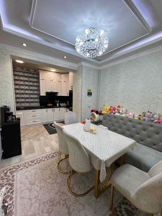 Квартира сотилади 3 хона удвоенный зал