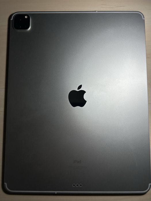 iPad Pro 12.9” (Gen 4) 128GB Wi-Fi + Cellular Silver