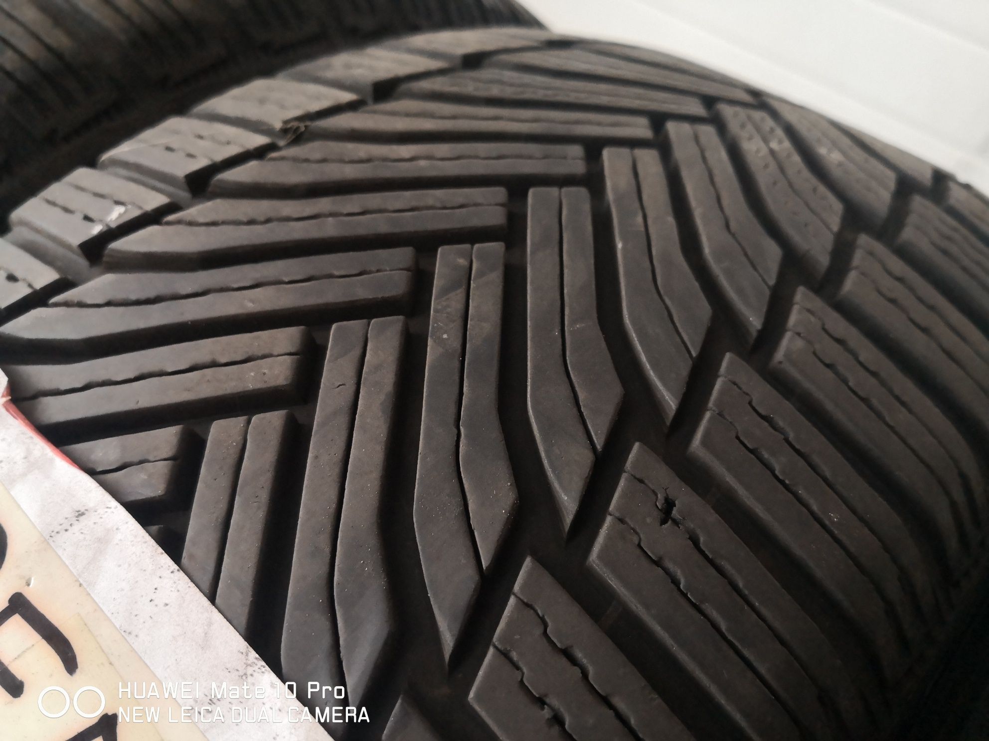 225 50 17 цола гуми като нови Michelin