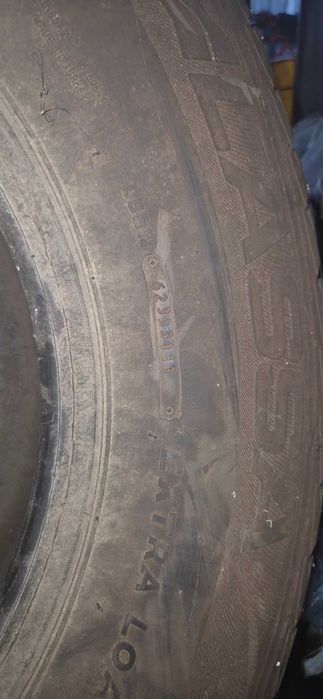 Продавам гуми втора употреба, 4 бр. 235/75/15.