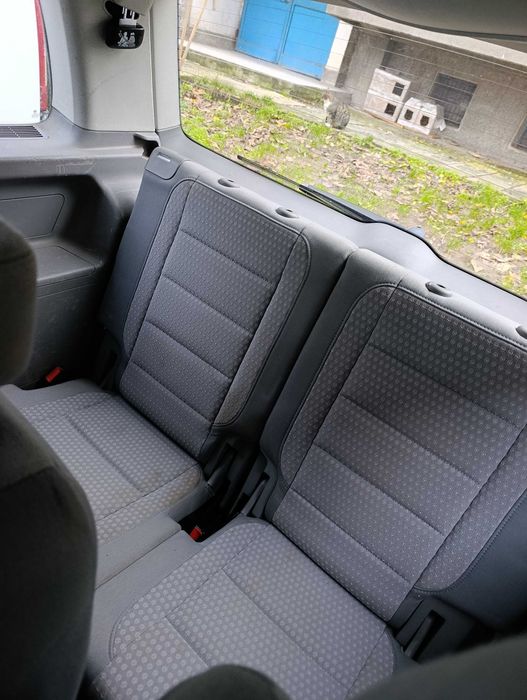 продава се vw touran 1.6 benzin