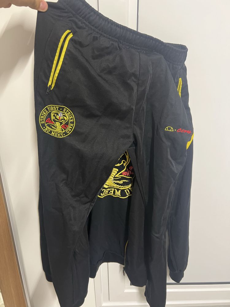 Комплект на Cobra kai