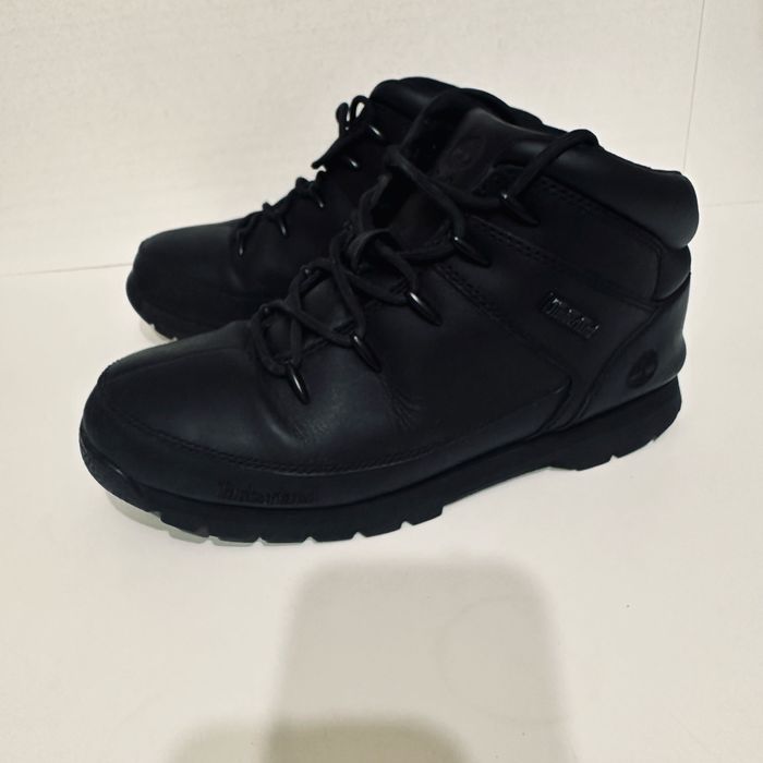 Зимние  кожаные ботинки на шнурках