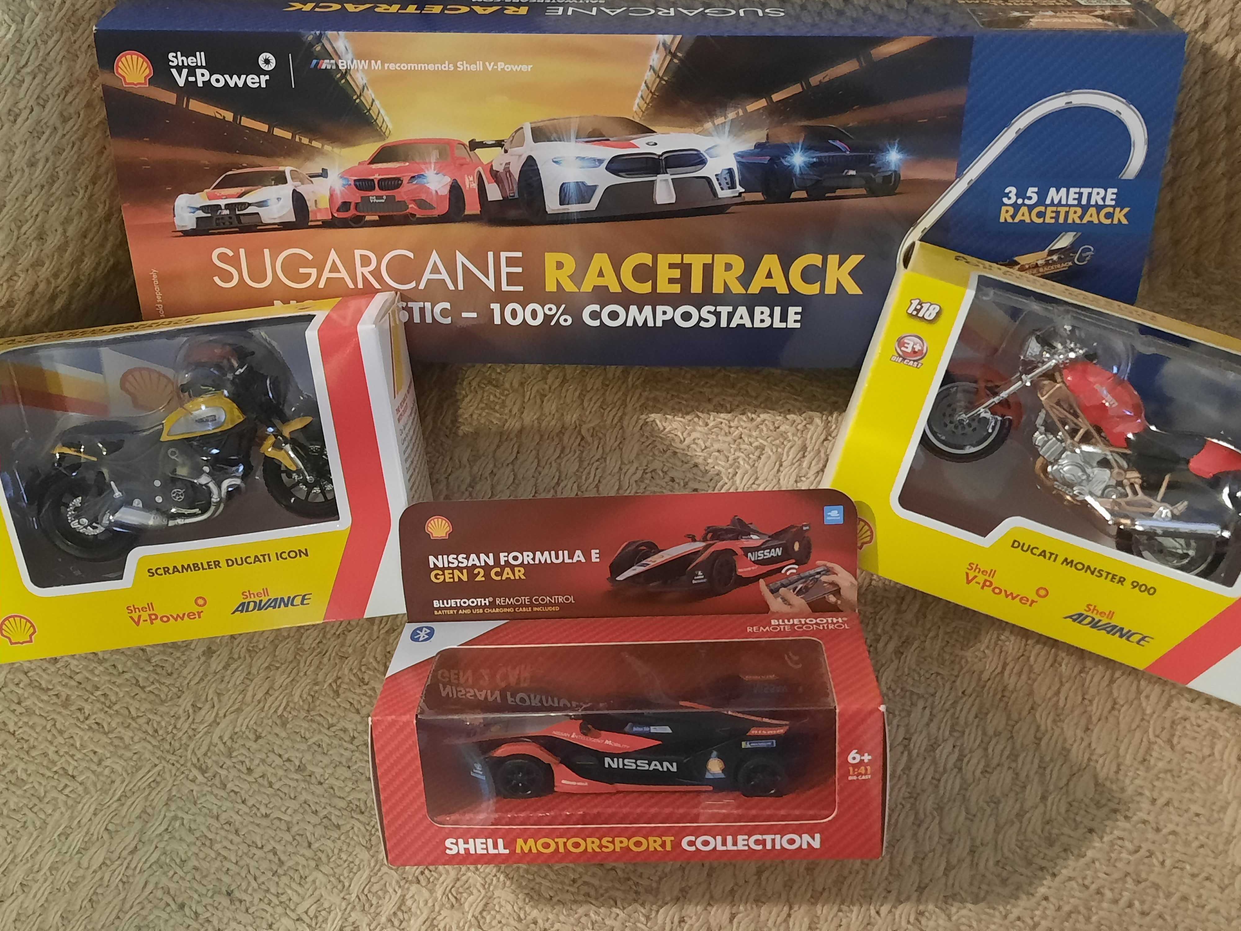 НОВО! Shell Motorsport Collection мотоциклети с дистанционно управлен.