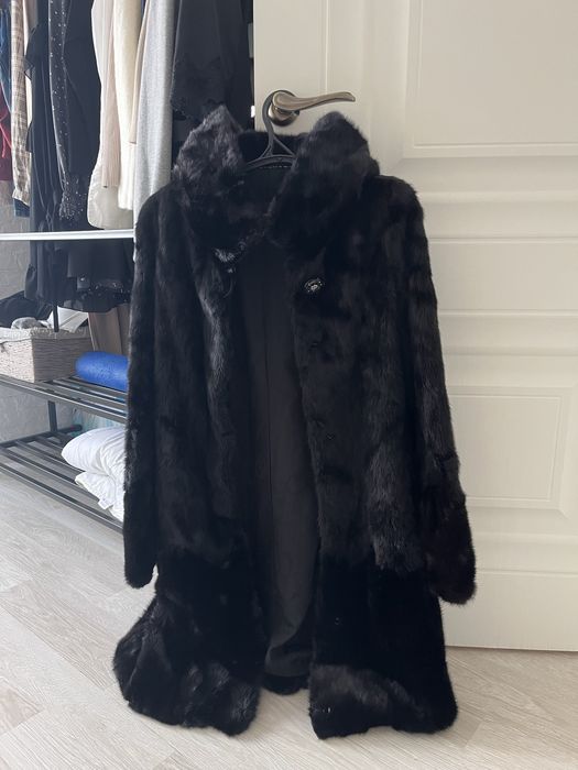 Продам шубу норковую