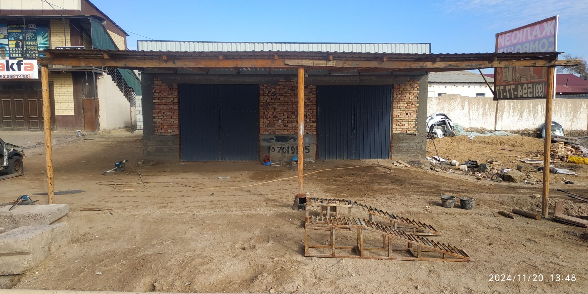 Satiladi manzil navruz restaran qasinda