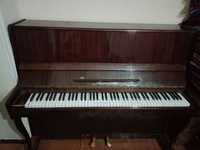 пианино ласточка  состояние отличное $150
