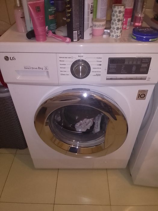 Vând mașina de spălat rufe