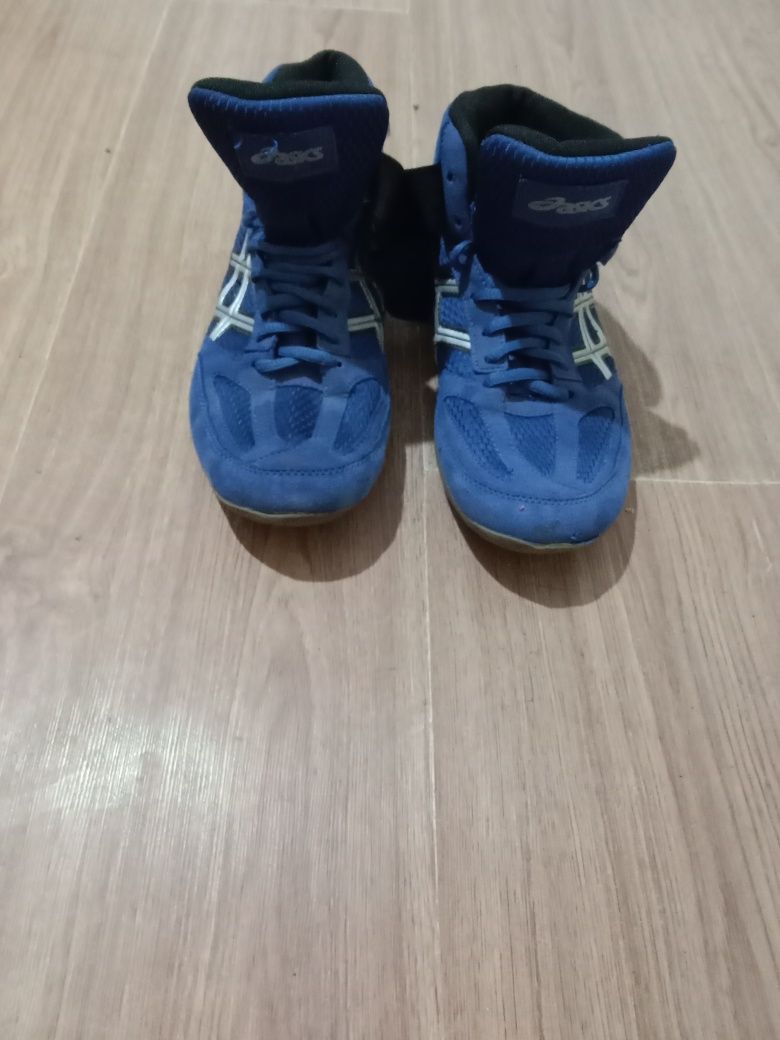 Barsovka asics 38 razmer
