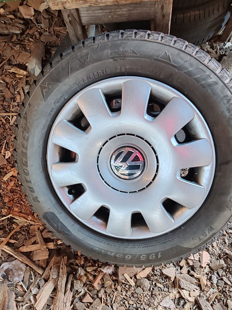 5x112 r15 jante tabla cu anvelope de vw și capace originale