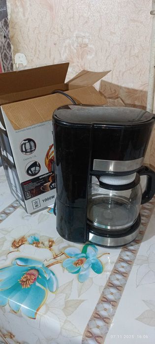 Продам кофеварку shivaki