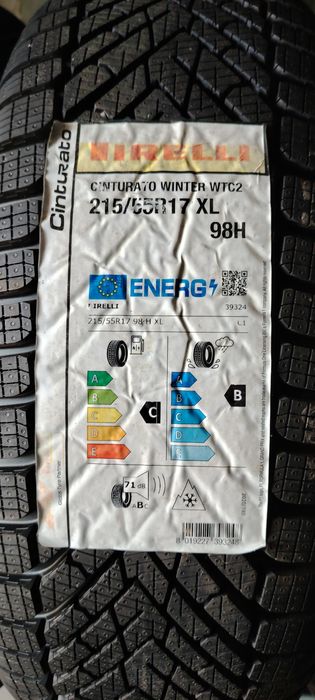 215 55 R17 Pirelli Cinturato winter