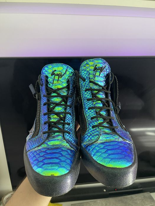 Giuseppe Zanotti Snake