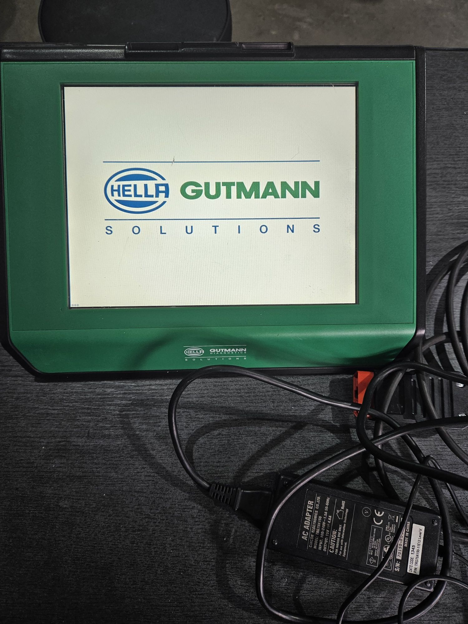 Diagnoza / Tester Auto Hella Gutmann Mega Macs 66