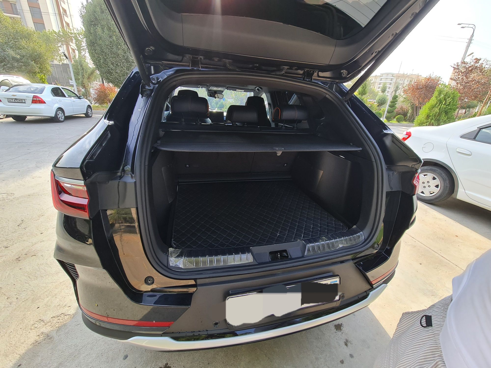Byd song plus gibrit 1100km yuradi
