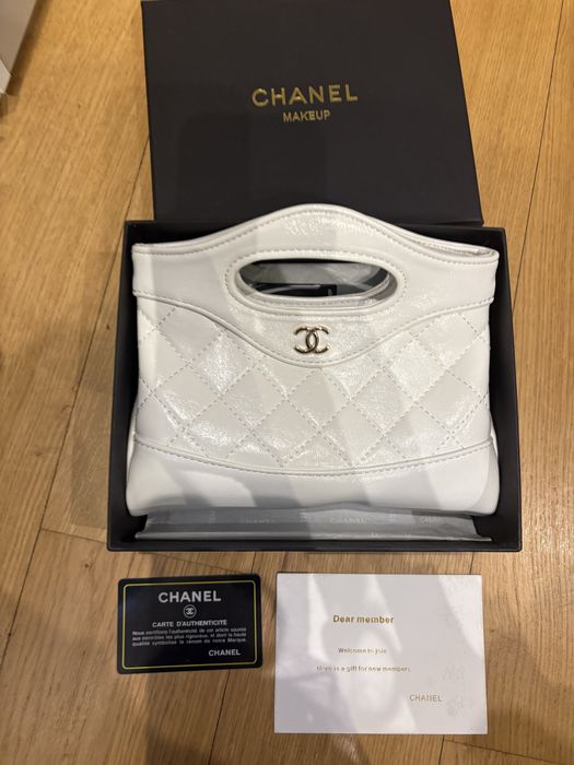 Geanta noua cu cutie si card