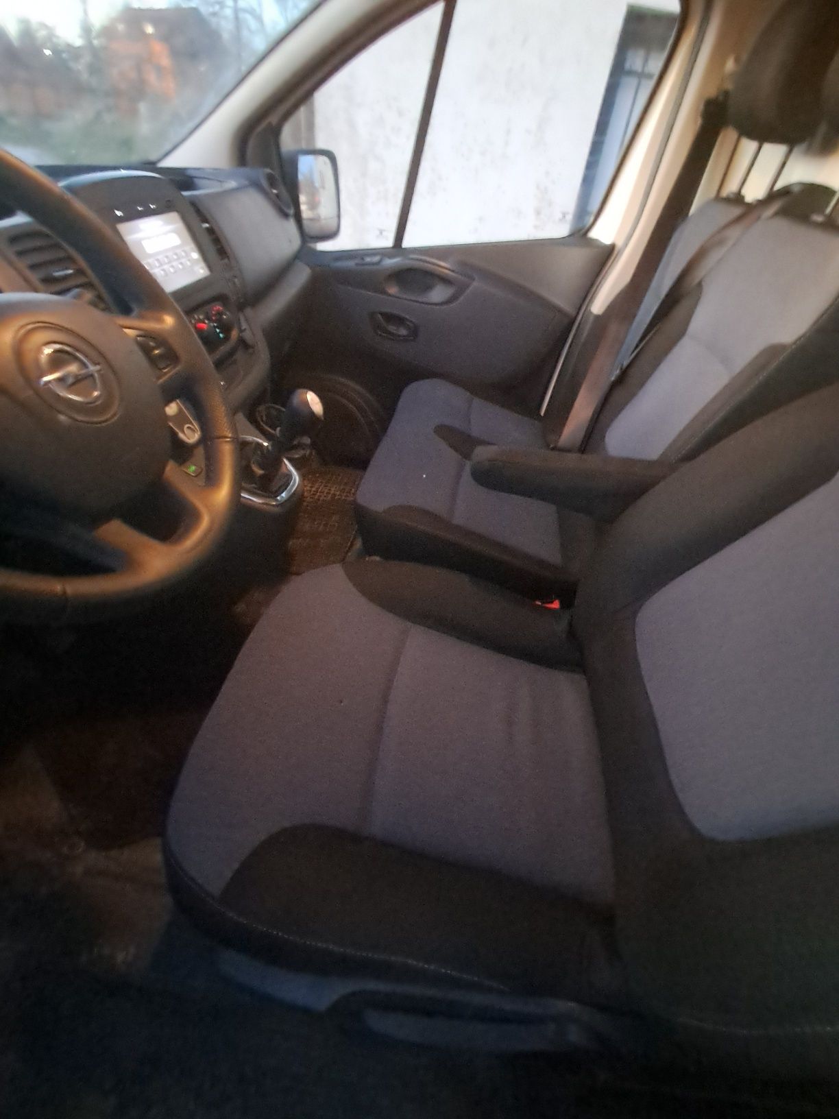 Opel vivaro l2h1 varianta lunga 2016