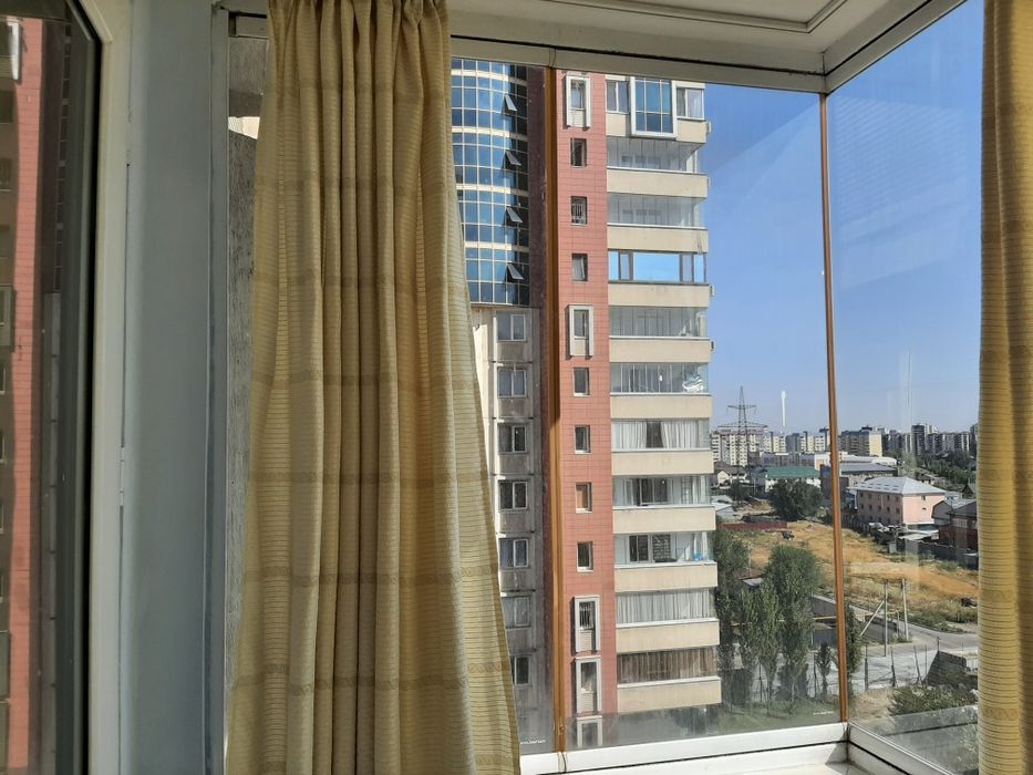 Продам окна колённое стекло