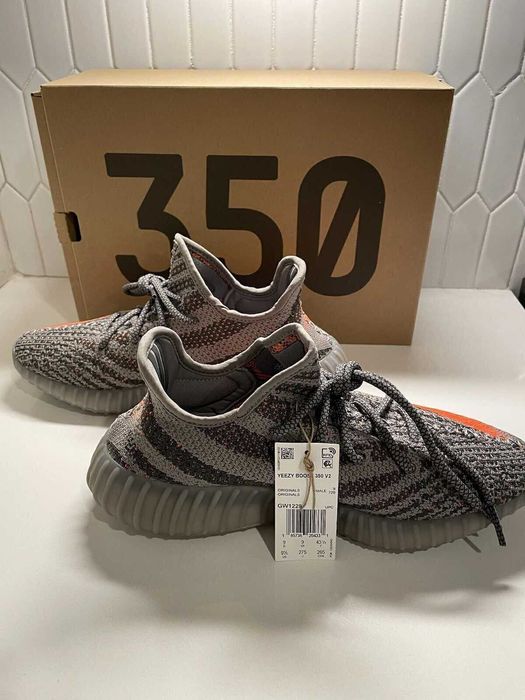 Adidasi Yeezy Carbon Beluga 350 Boost
