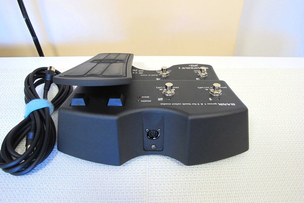 Peavey Sanpera I – Volume/Wah/Looper/Pitch  expression крачен педал
