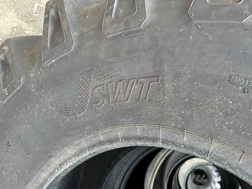 23.1-26 cu 16 pliuri cauciucuri noi marca SWT pentru combina CLAAS