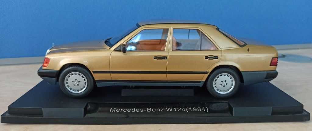 Macheta Mercedes Benz 300E E-Class W124 1984 gold- MCG 1/18