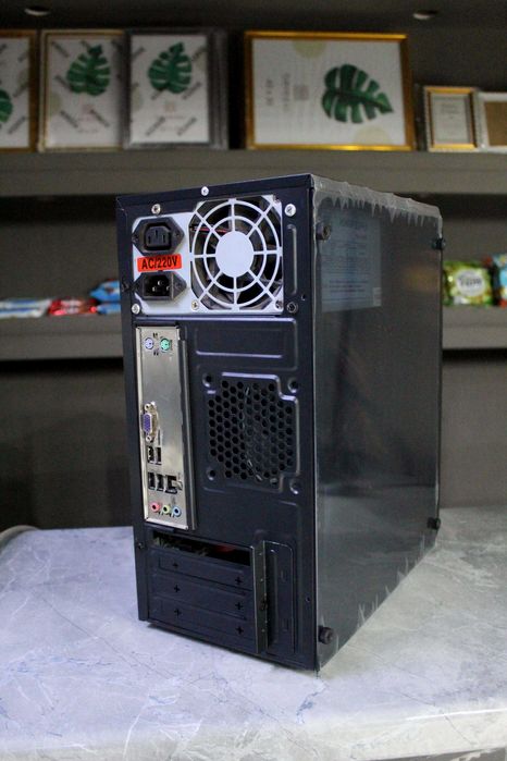 Кейс H61:ZTtech : \ DDR-3\ i3 2120\ Azu-4GB\ HD-250GB\ RGB COLLER