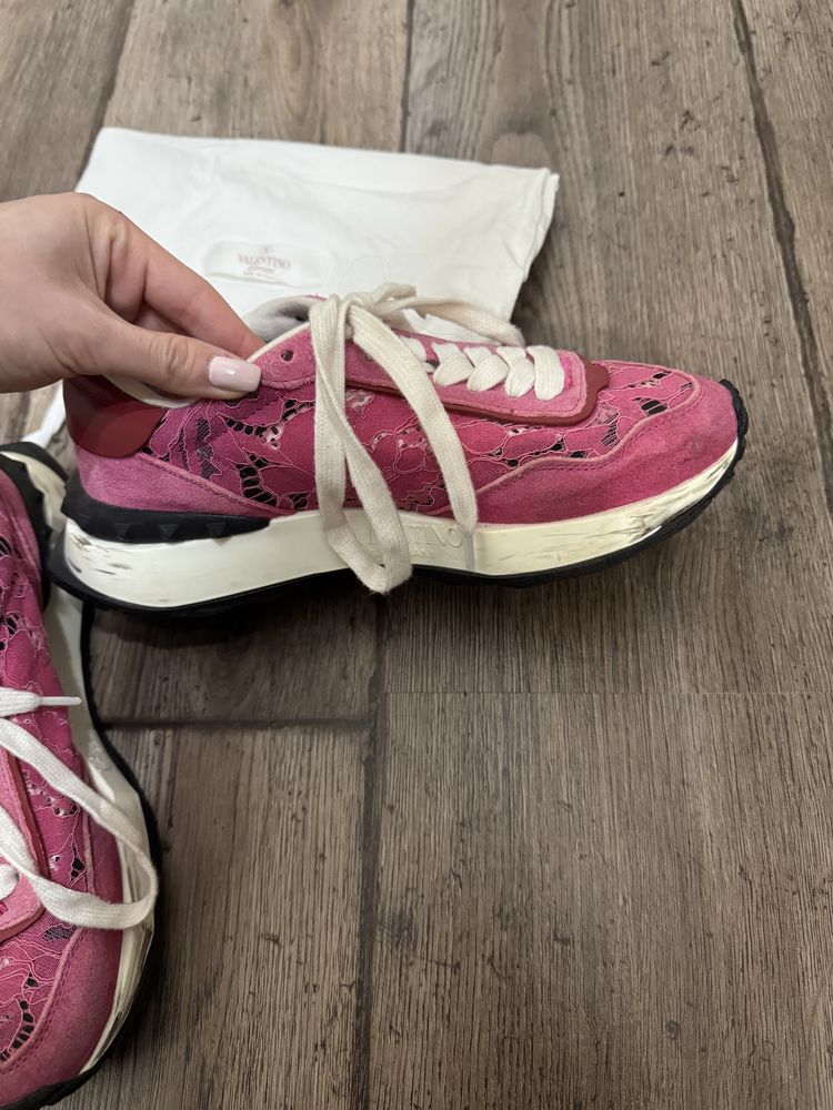 Маратонки Valentino