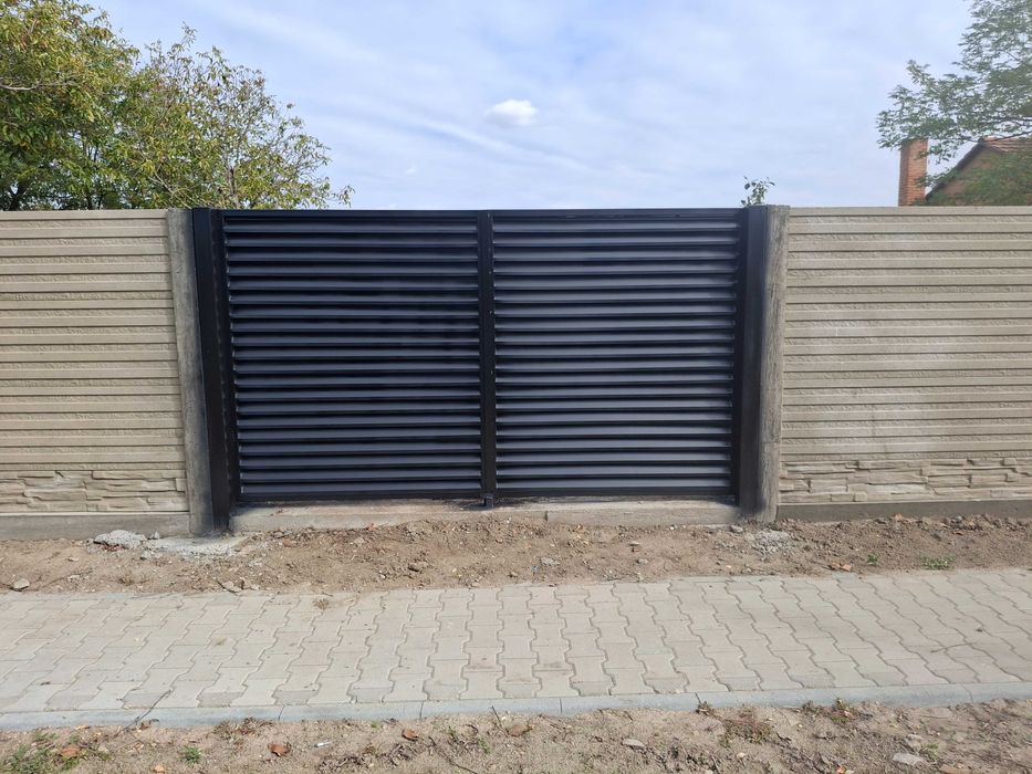 Producem gard de beton Și Confecții metalice